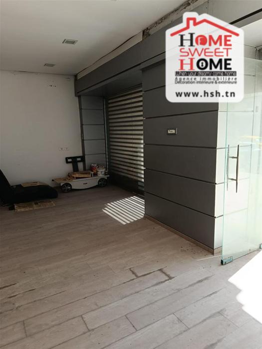 Local commercial fedra &agrave; ennaser