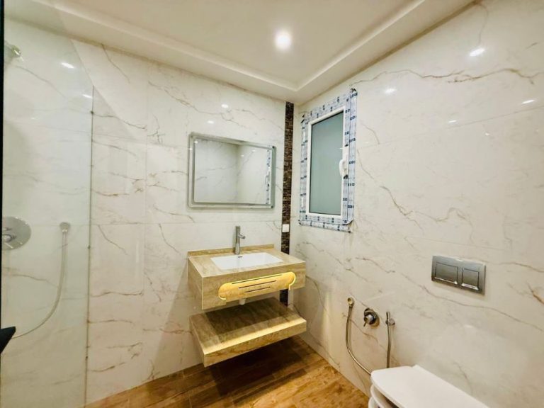 V637 villa velours