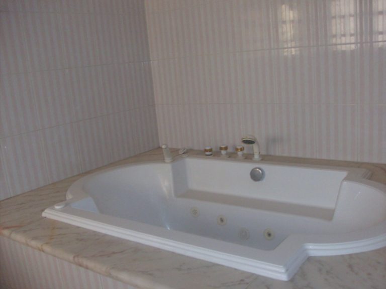 Villa &agrave; hammam lif
