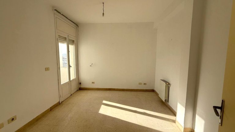 Appartement s3 cite hedi nouira ariana