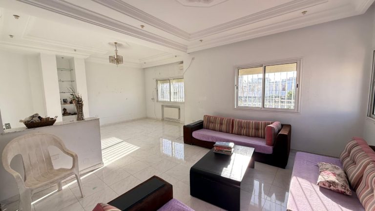 Villa de deux &eacute;tages ind&eacute;pendants borj louzir