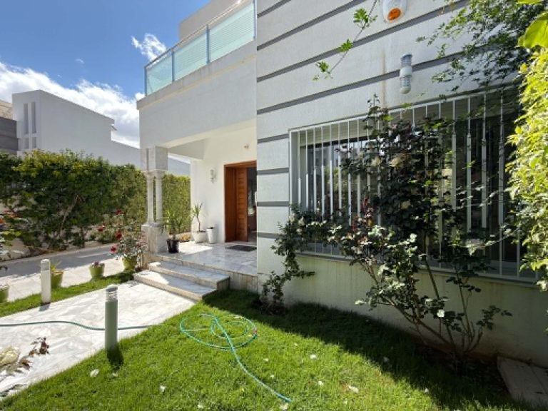 Villa s6 haut standing 450m &agrave; menzah 9c