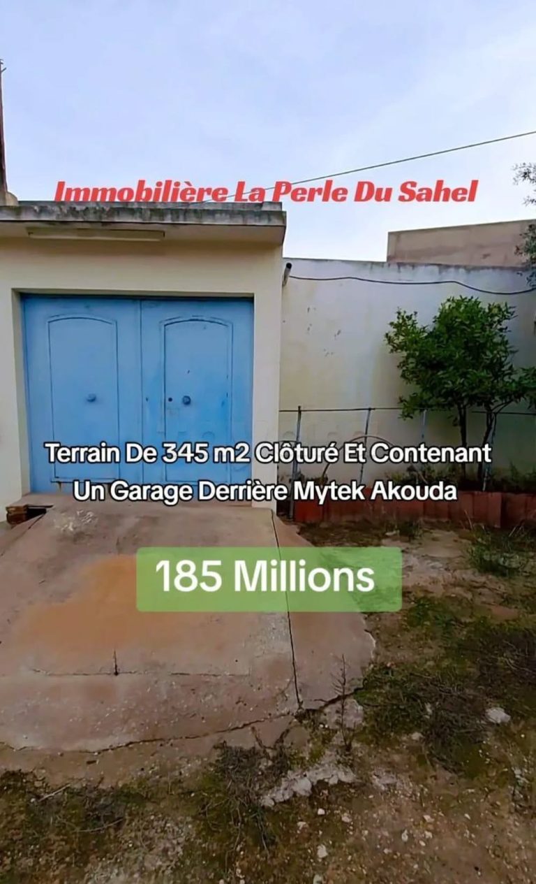 Terrain clôturé derrière mytek akouda