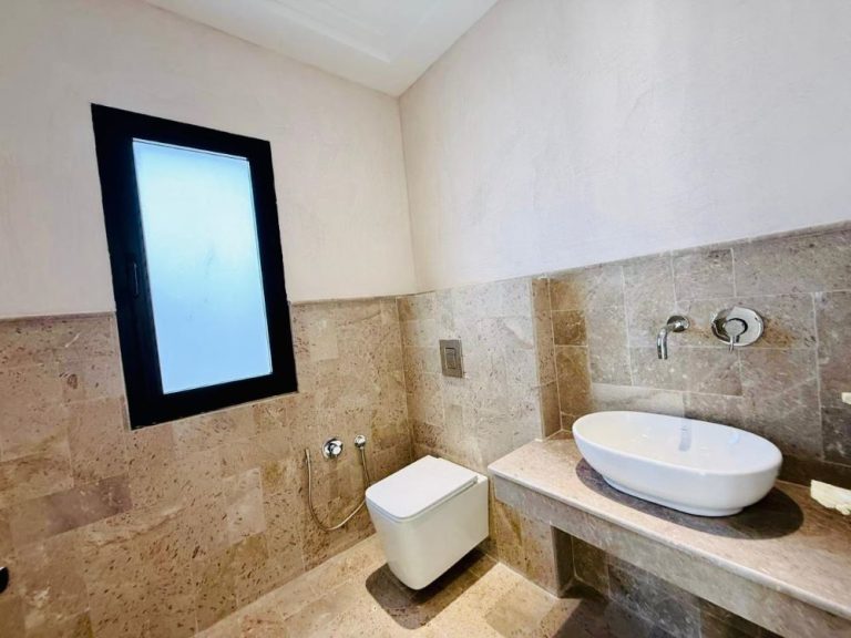 V636 villa emeraude u