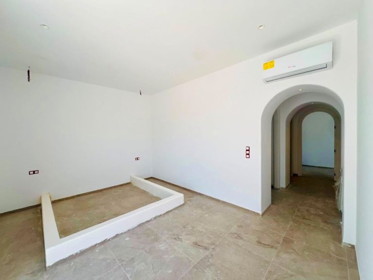 V651 villa la rosali 2 p