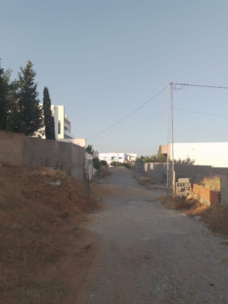Terrain 777m ou moiti&eacute; hammamet nord