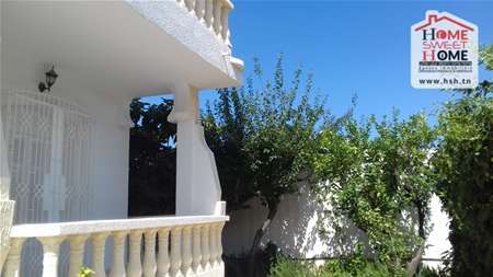 Villa angiolettii &agrave; hammem chatt