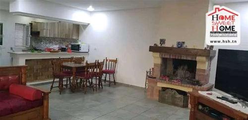 Villa karasu &agrave; boumhal el bassatine