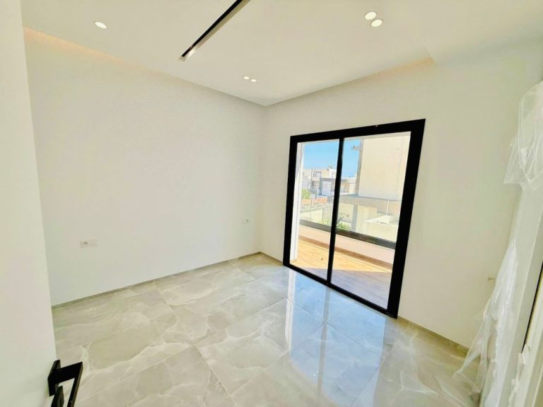 V624 villa narciso i