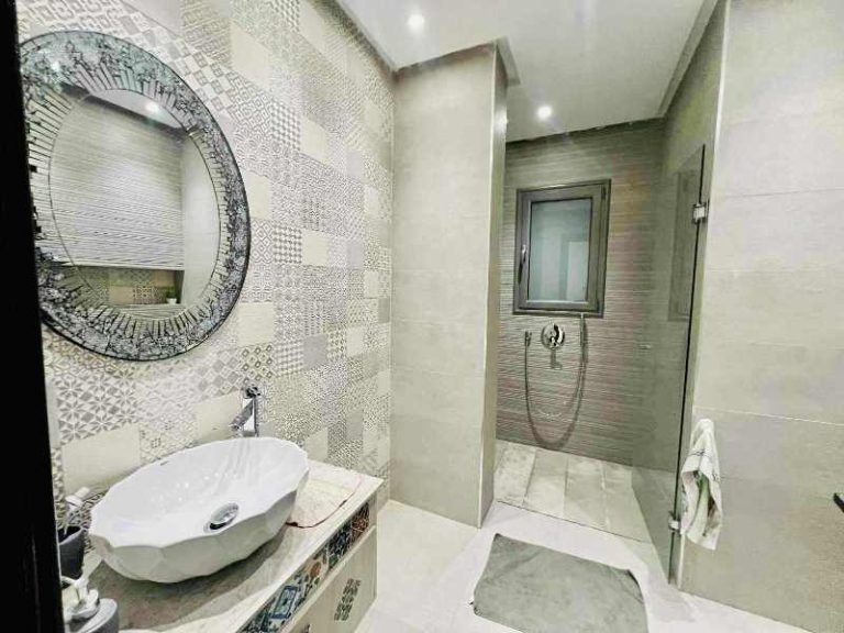 V562 villa sierre i