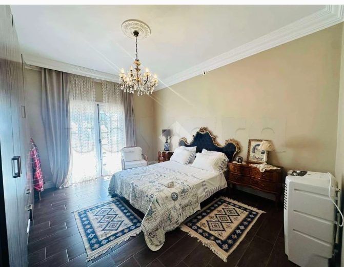 Une belle villa avec jardin à corniche bizerte