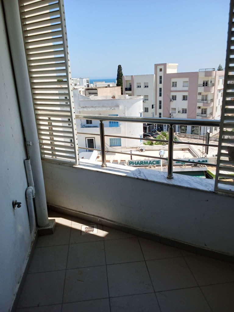 Appartement de2pi&eacute;ces et salon