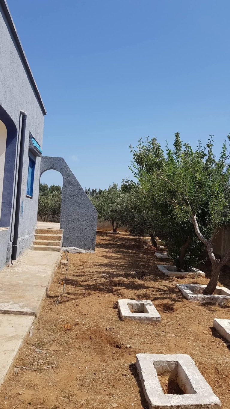 Villa ds 1000m2 près de la mer