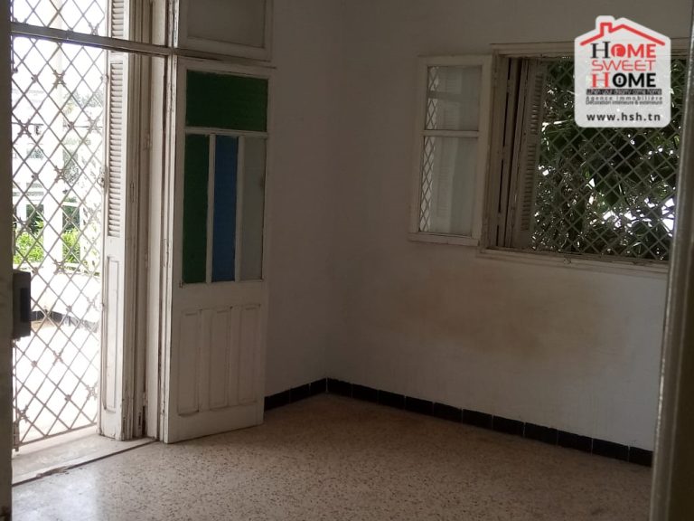Etage de villa tiras à bardo