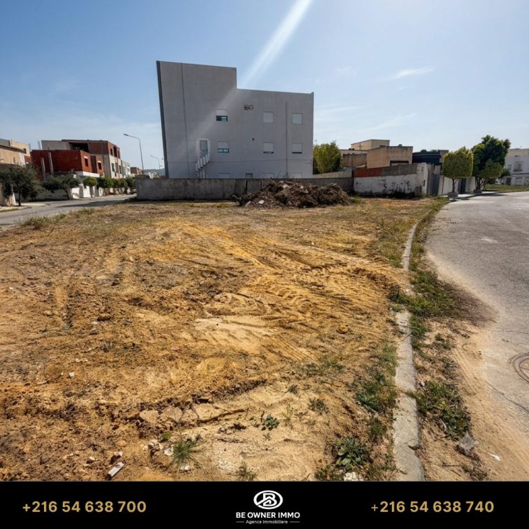 Terrain de 453 m2 av