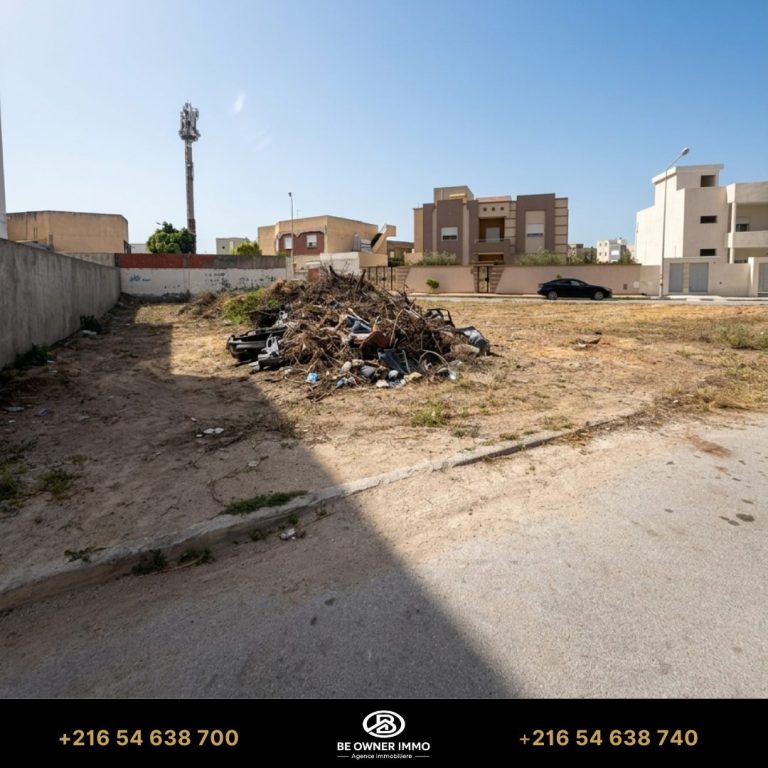 Terrain de 453 m2 av