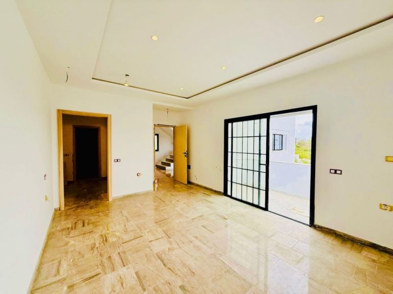 V639 villa santorini jk