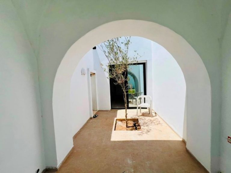 V650 villa la rosali 1 om