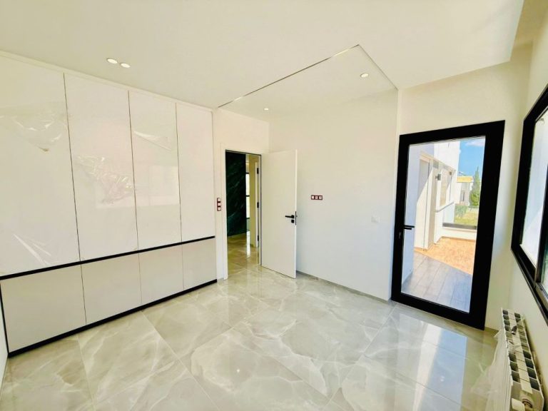V624 villa narciso bn