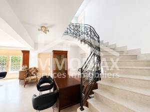 A une villa el menzah 6 ref206a