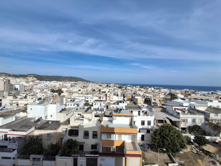 S3 avec vue sur mer à bizerte