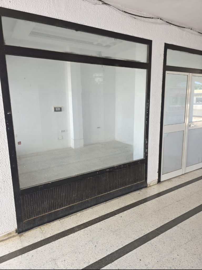 Local commercial manar 1