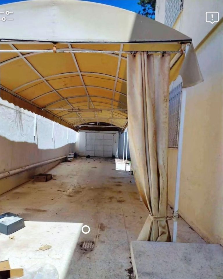 Villa de 900 m2 &agrave; cit&eacute; zahra sousse
