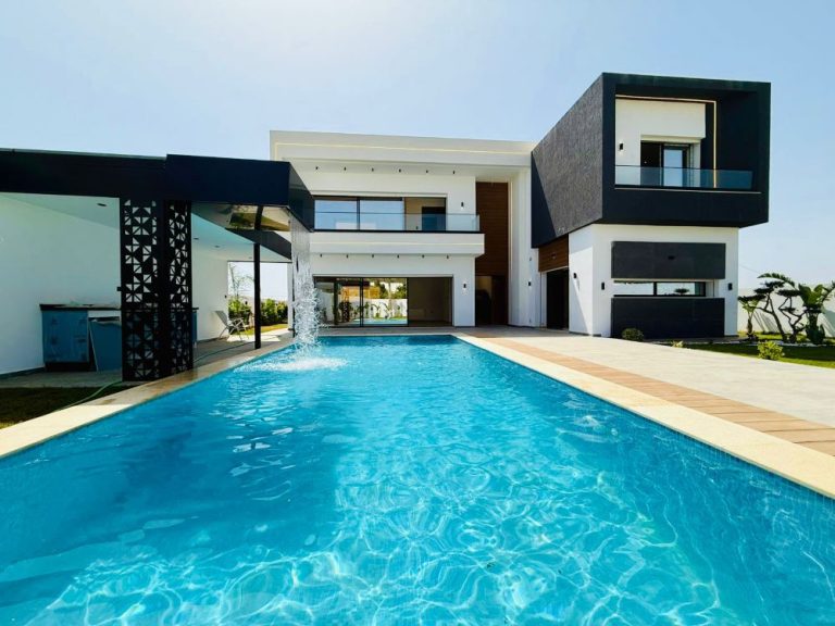 V665 villa amore s