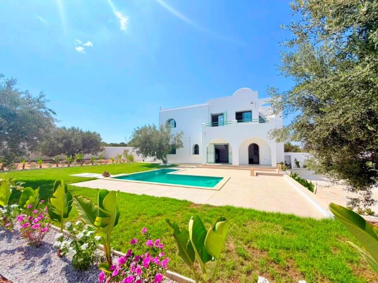 V664 villa mercure s