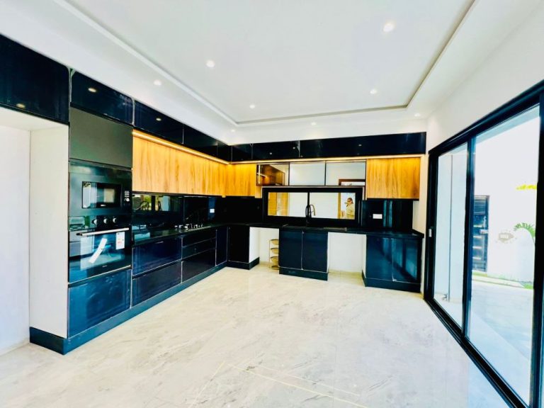 V634 villa serenity kl
