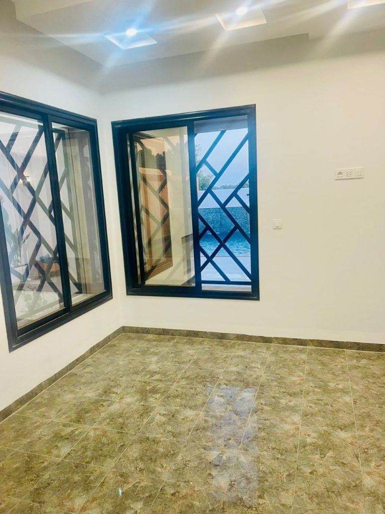 V670 villa saly bp