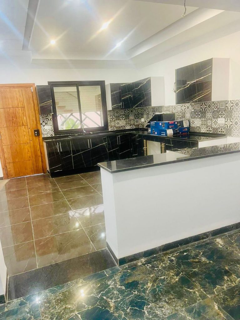 V670 villa saly bp