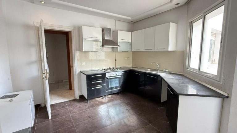 Appartement s3 de 157 m a cite ennasr
