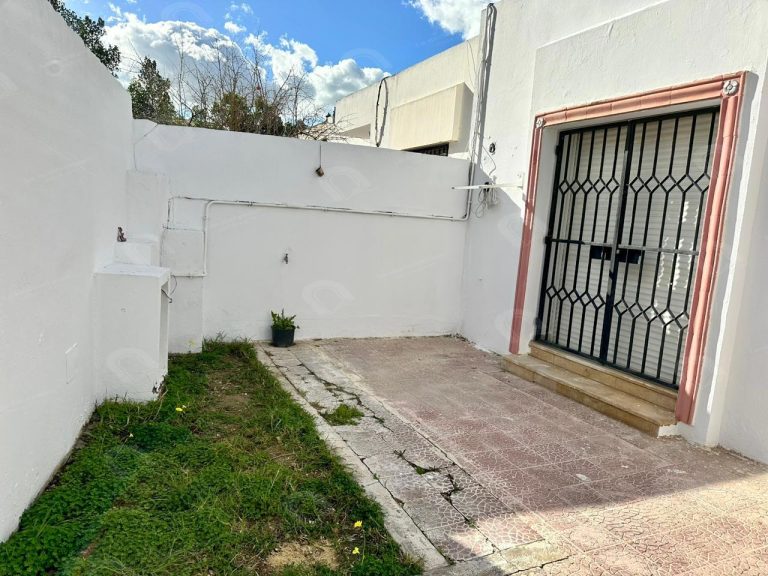 Villa s3 &agrave; el agba diar ben mahmoud