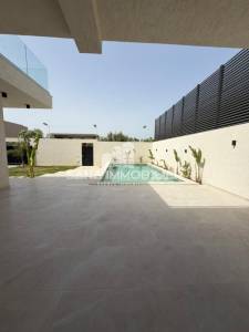 A villa de luxe avec piscine ref581a