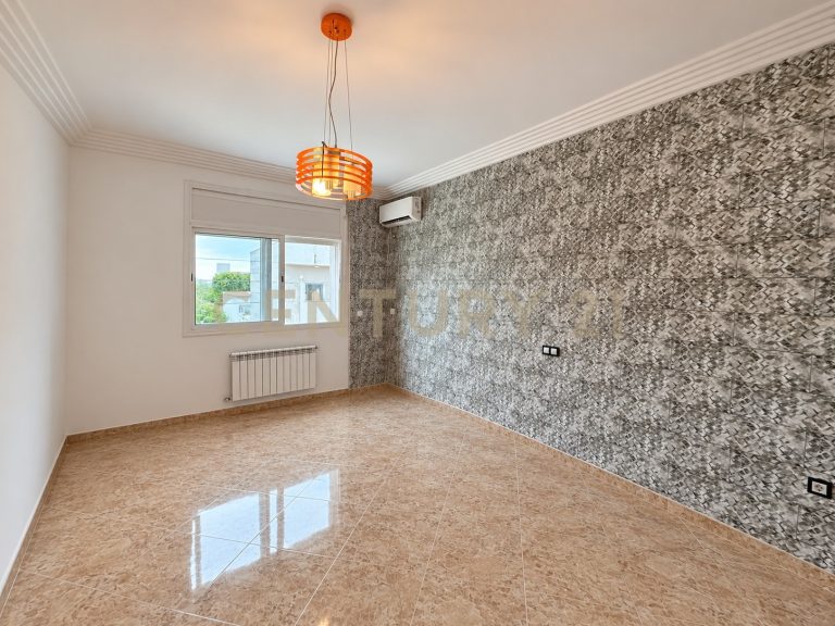 Villa s4 &agrave; raoued &agrave; les flamants roses