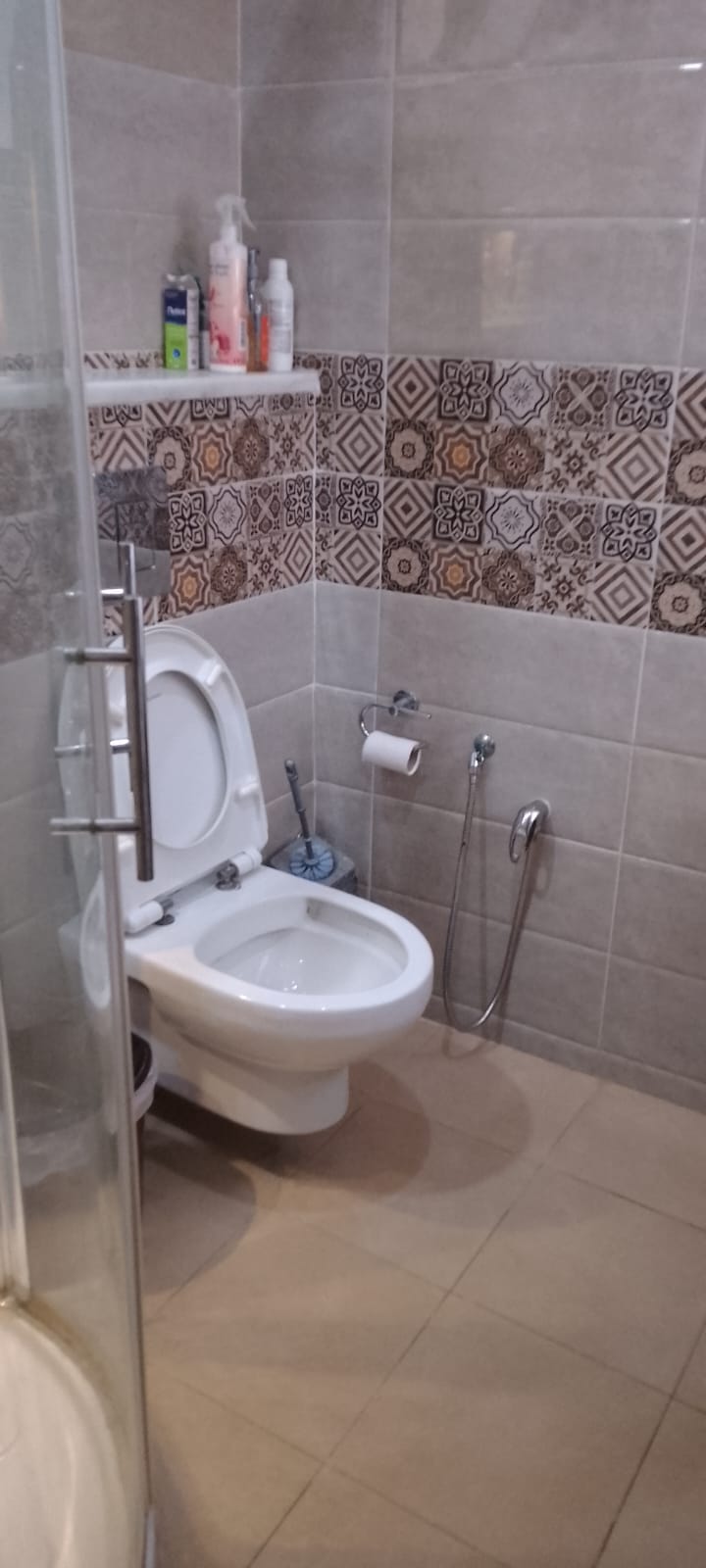 Apartment a beb el khadra centre ville