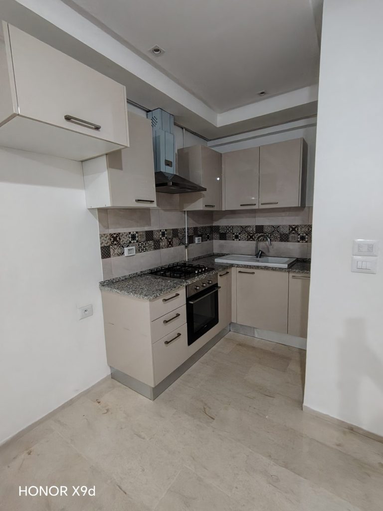 Appartement pr&eacute;s de carrefour borj cedria