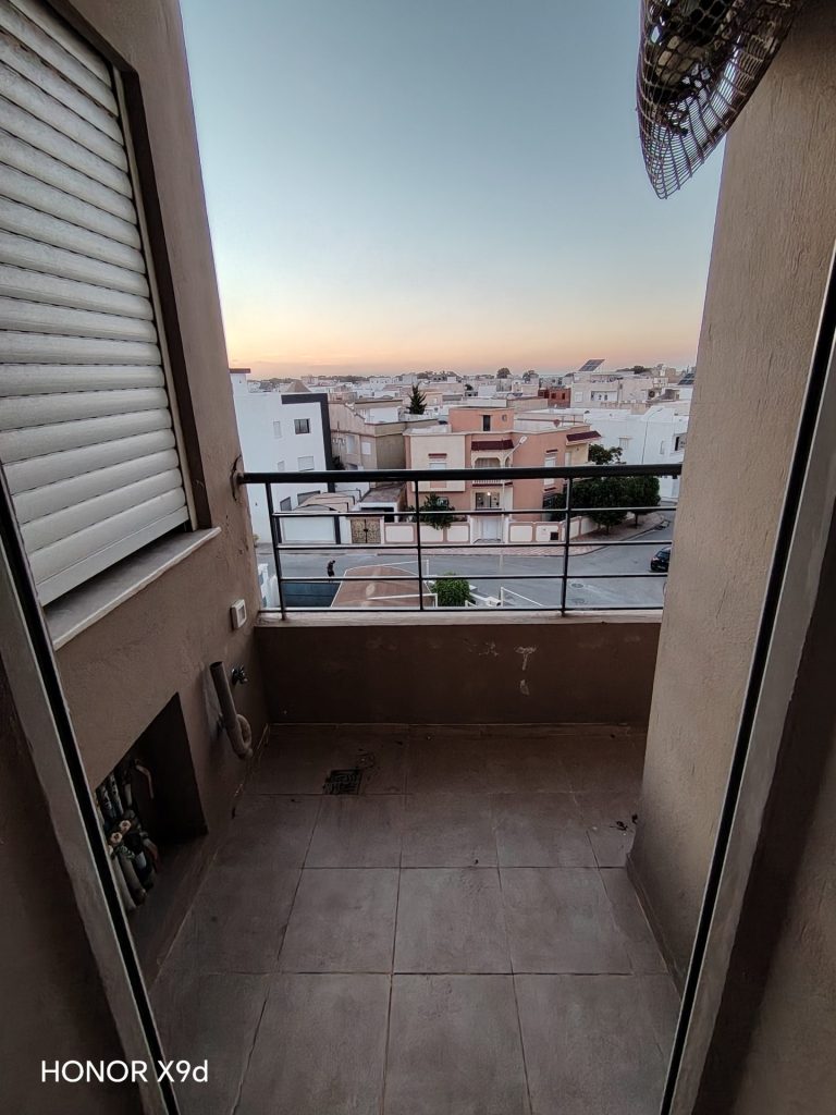 Appartement pr&eacute;s de carrefour borj cedria