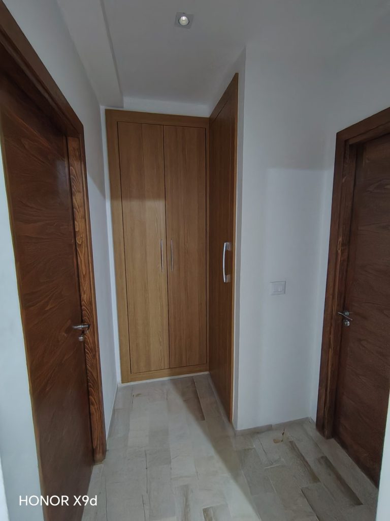 Appartement pr&eacute;s de carrefour borj cedria