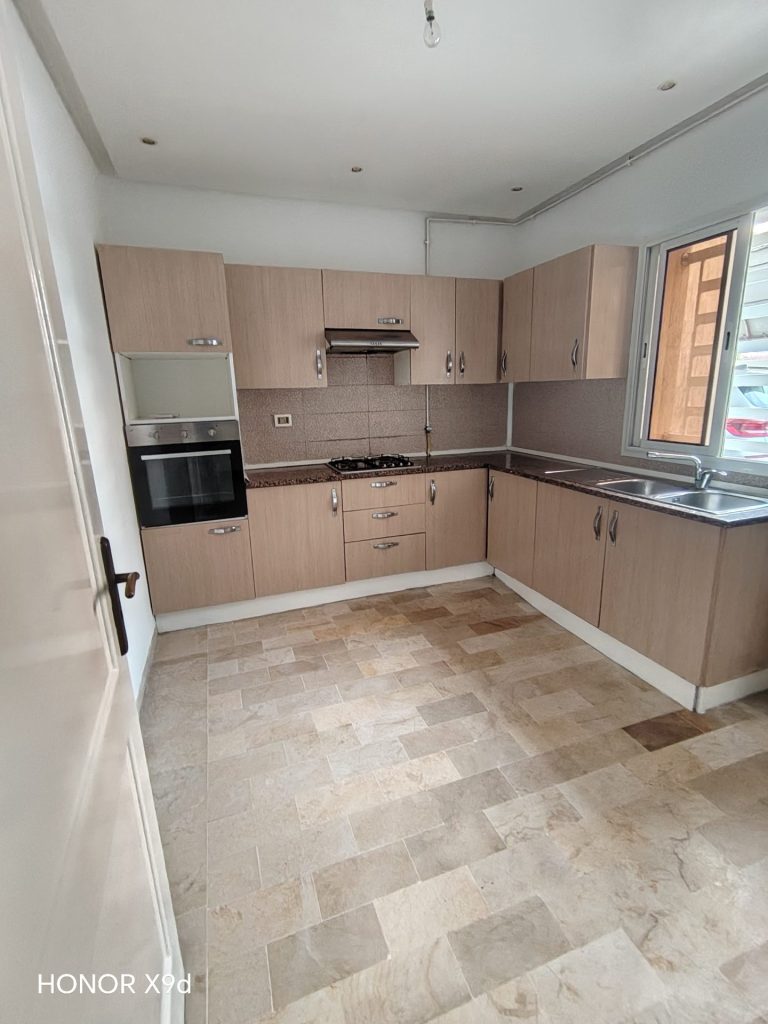 Appartement en rez de chaussée en face de mg lfh