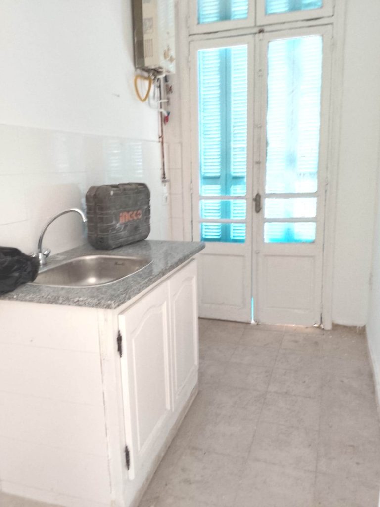 Appartement s1 au 2e &eacute;tage