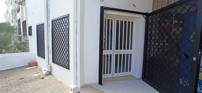 Local commercial a usage services