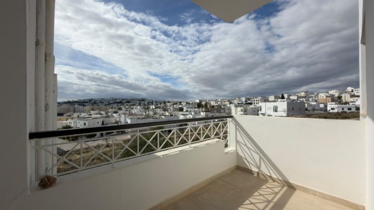 Appartement s3 de 131 m a cite ennasr