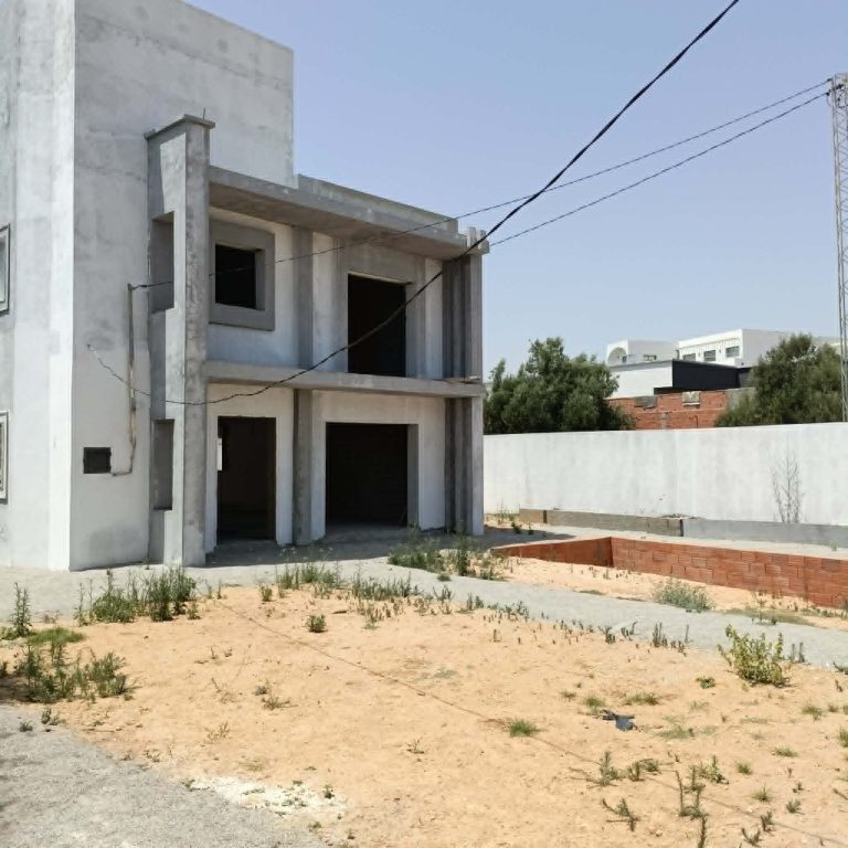 Av grand villa 629m &agrave; hammamet sud