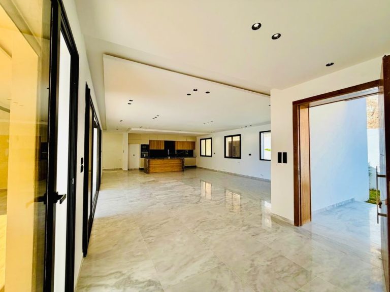 V640 villa reflet g