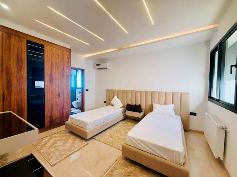 V661 villa blu paradise q